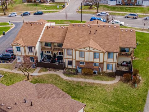 Tiny photo for 5G Fernwood Drive, Bolingbrook, IL 60440 (MLS # 12597995)
