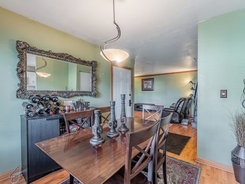 Tiny photo for 5G Fernwood Drive, Bolingbrook, IL 60440 (MLS # 12597995)