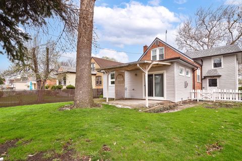 Tiny photo for 7701 W Rascher Avenue, Chicago, IL 60656 (MLS # 12621339)