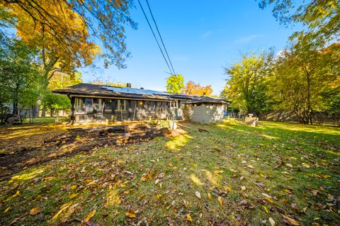 Tiny photo for 491 Maple Avenue, Carpentersville, IL 60110 (MLS # 12482449)