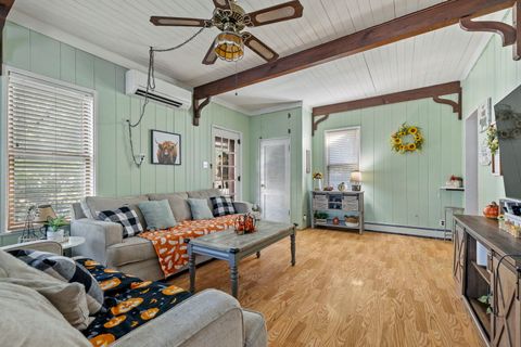 Tiny photo for 202 Hickory Street, New Lenox, IL 60451 (MLS # 12493674)