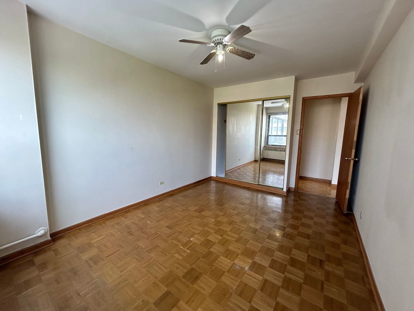 4180 N Marine Drive 1009