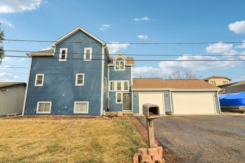 Tiny photo for 912 River Terrace Drive, Johnsburg, IL 60051 (MLS # 12569708)