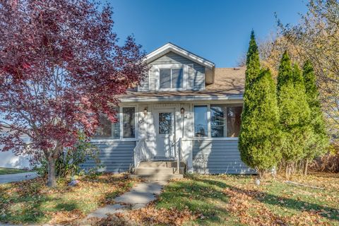 Photo of 826 Kate Street, Elgin, IL 60123 (MLS # 12518480)