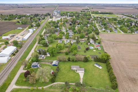 Tiny photo for 460 E Railroad Avenue, Leland, IL 60531 (MLS # 12635214)