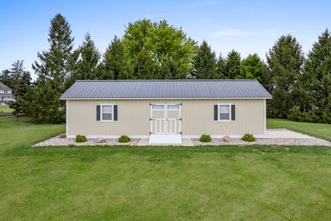 Tiny photo for 460 E Railroad Avenue, Leland, IL 60531 (MLS # 12635214)