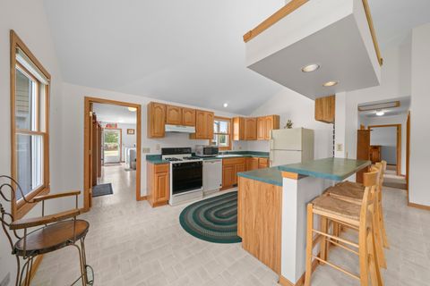 Tiny photo for 460 E Railroad Avenue, Leland, IL 60531 (MLS # 12635214)