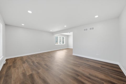 Tiny photo for 1103 E 166th Place, South Holland, IL 60473 (MLS # 12768736)