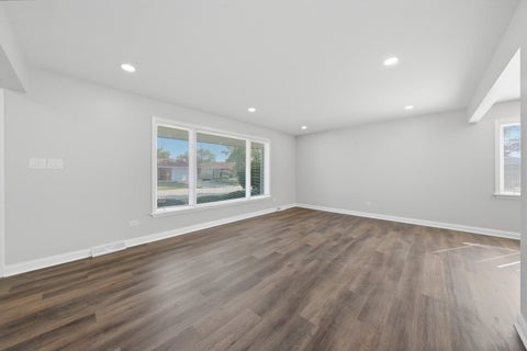 Tiny photo for 1103 E 166th Place, South Holland, IL 60473 (MLS # 12768736)