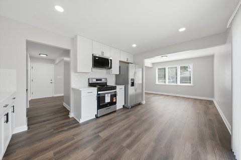 Tiny photo for 1103 E 166th Place, South Holland, IL 60473 (MLS # 12768736)