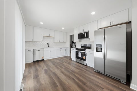 Tiny photo for 1103 E 166th Place, South Holland, IL 60473 (MLS # 12768736)