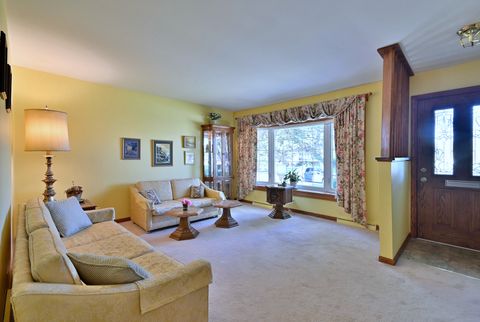 Tiny photo for 1105 S Fern Drive, Mount Prospect, IL 60056 (MLS # 12503140)