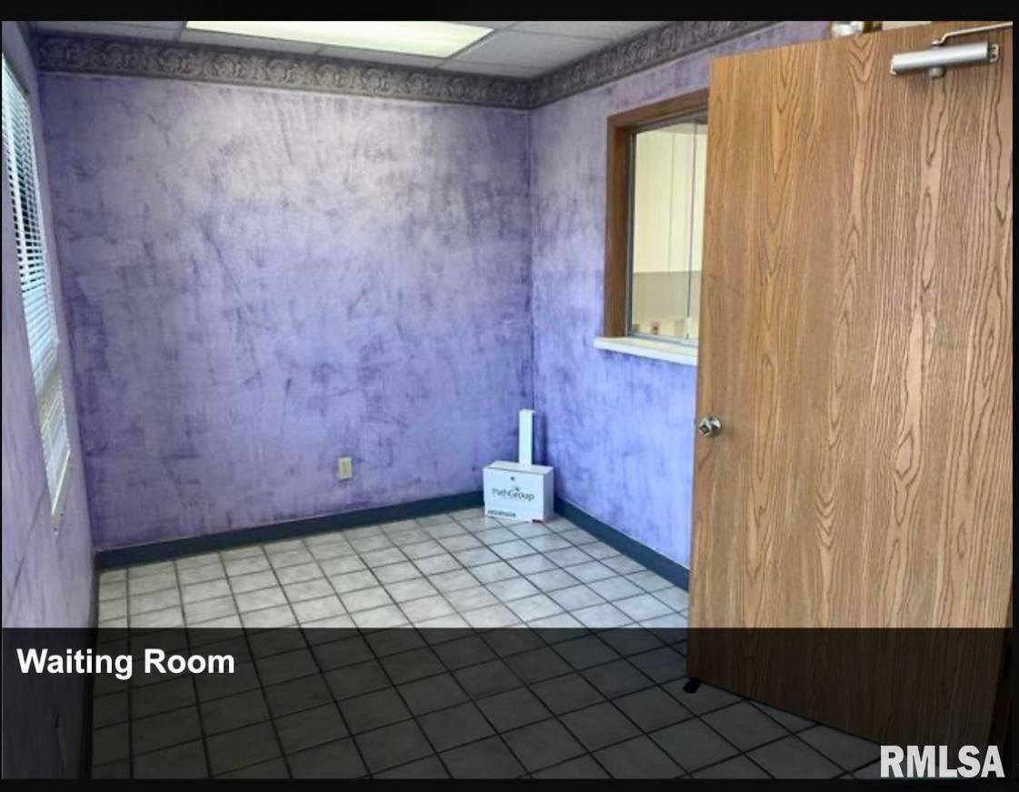 1009 S 42ND Street Suite 1