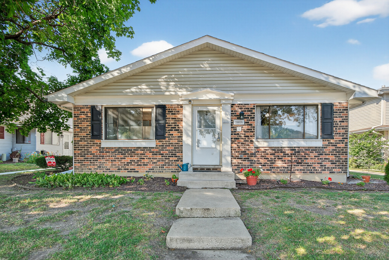 29W574 Winchester Circle 1