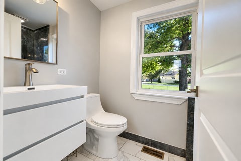 Tiny photo for 9548 Merrimac Avenue, Oak Lawn, IL 60453 (MLS # 12772865)