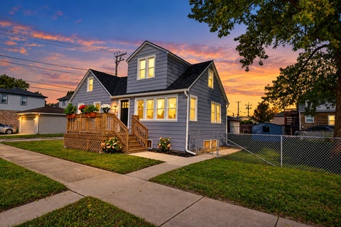 Photo of 9548 Merrimac Avenue, Oak Lawn, IL 60453 (MLS # 12772865)