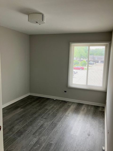 Tiny photo for 7 Cour Deauville Court, Palos Hills, IL 60465 (MLS # 12569943)