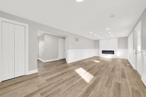 Tiny photo for 14222 Long Avenue, Midlothian, IL 60445 (MLS # 12594711)