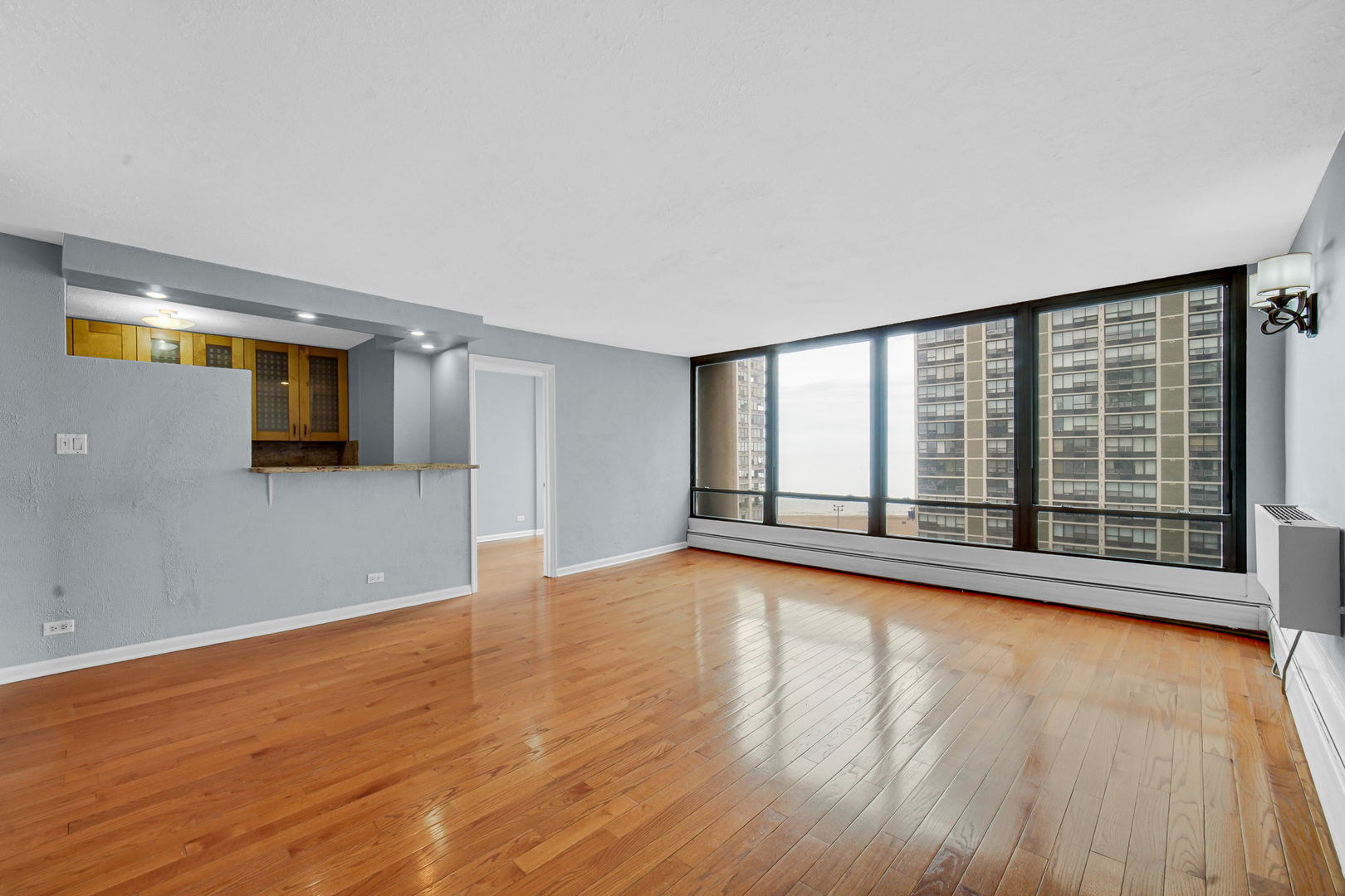 5740 N Sheridan Road 11A
