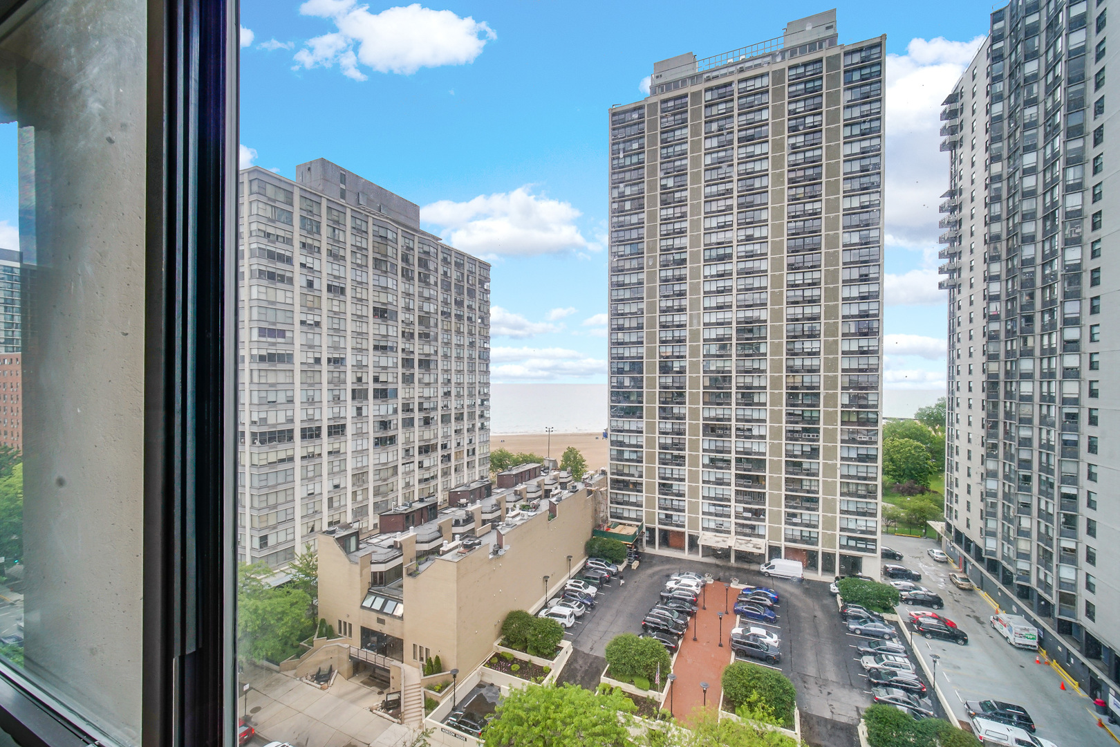 5740 N Sheridan Road 11A