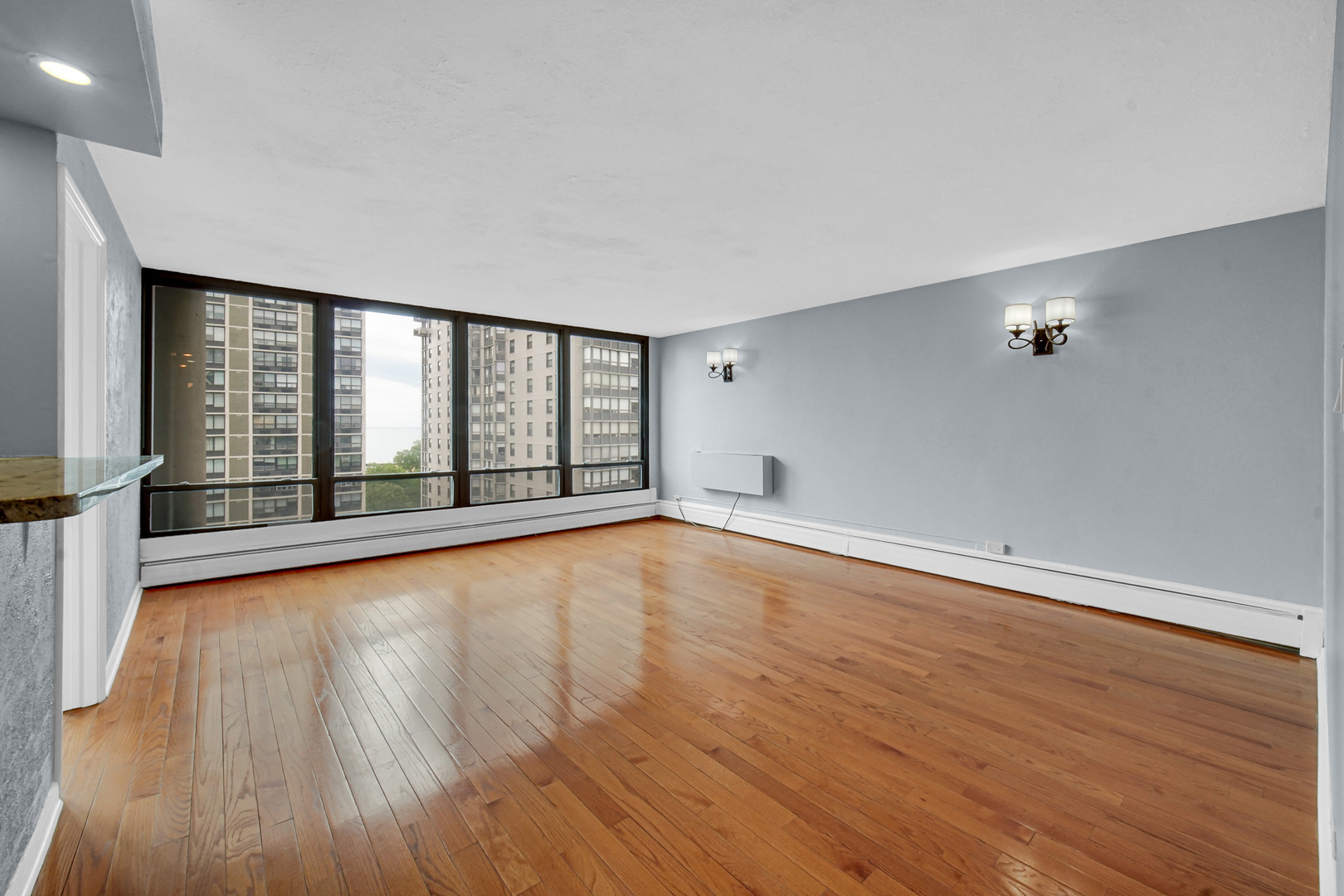 5740 N Sheridan Road 11A