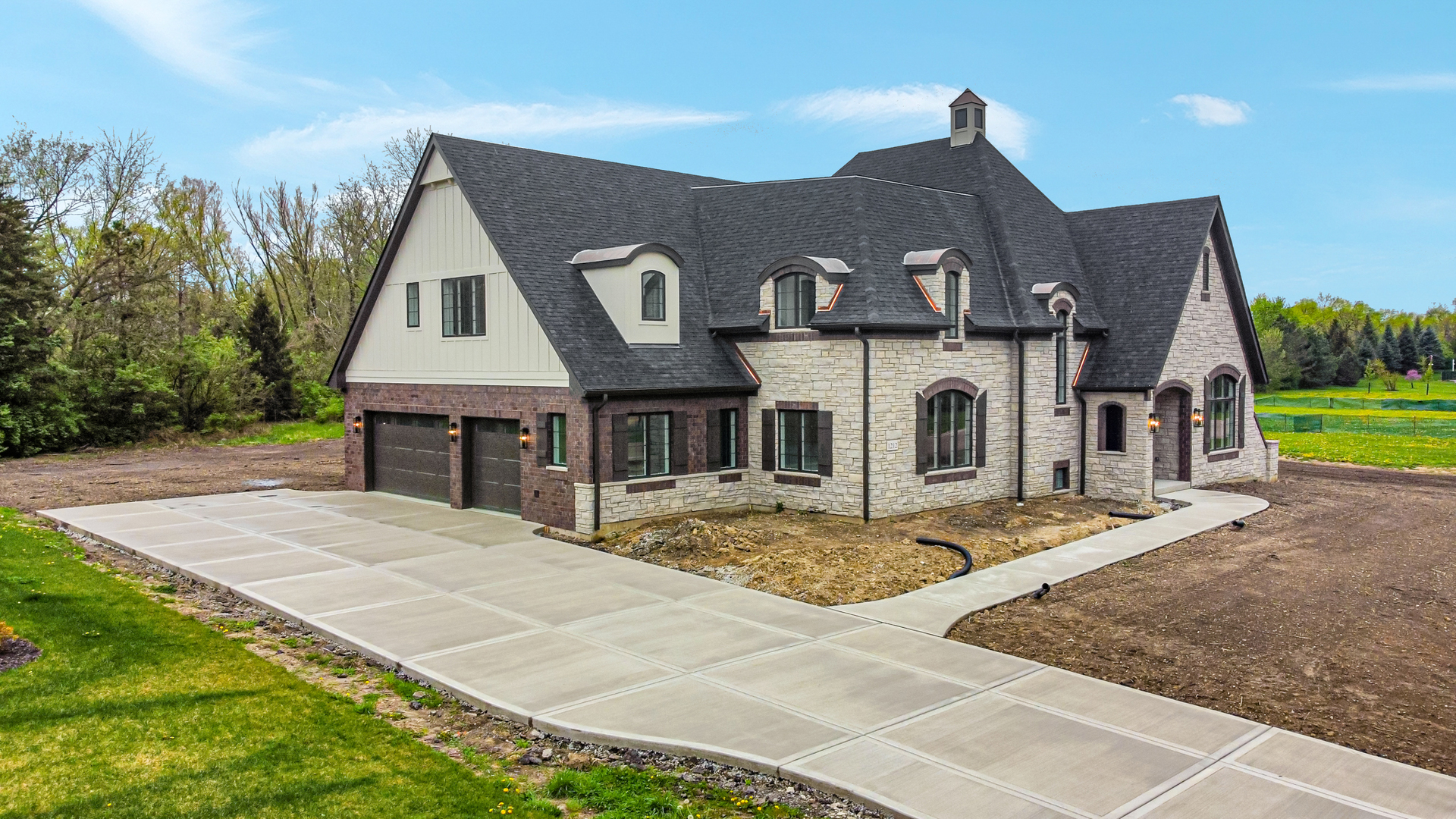 1212 Georgias Way