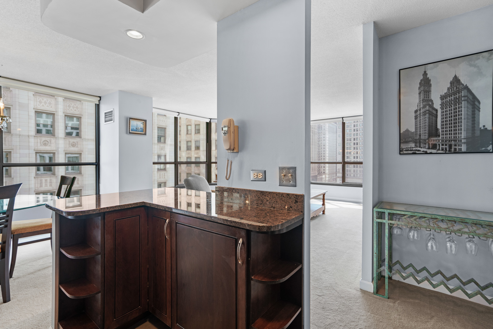 405 N Wabash Avenue 711