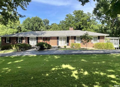 Photo of 112 Birdsong Drive, Carbondale, IL 62903 (MLS # EB458631)