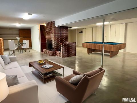 Tiny photo for 112 Birdsong Drive, Carbondale, IL 62903 (MLS # EB458631)