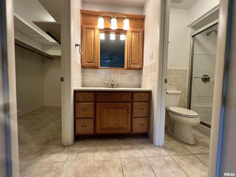 Tiny photo for 112 Birdsong Drive, Carbondale, IL 62903 (MLS # EB458631)