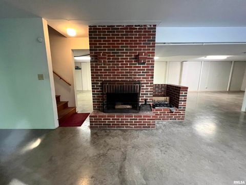 Tiny photo for 112 Birdsong Drive, Carbondale, IL 62903 (MLS # EB458631)