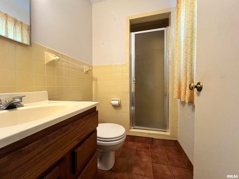 Tiny photo for 112 Birdsong Drive, Carbondale, IL 62903 (MLS # EB458631)