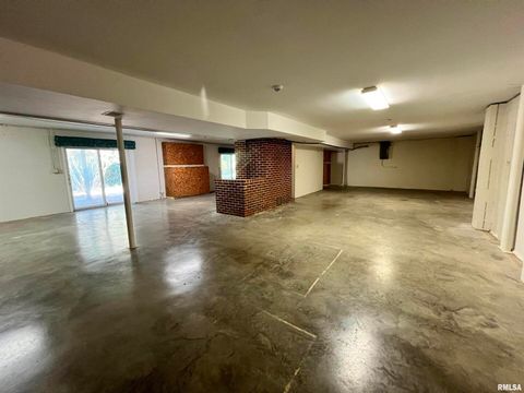 Tiny photo for 112 Birdsong Drive, Carbondale, IL 62903 (MLS # EB458631)