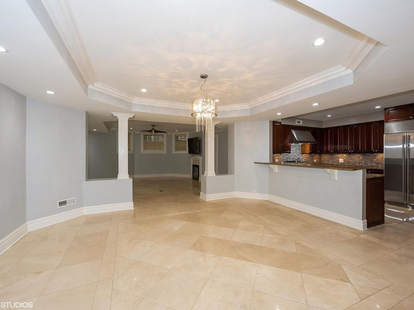 1201 N Astor Street G