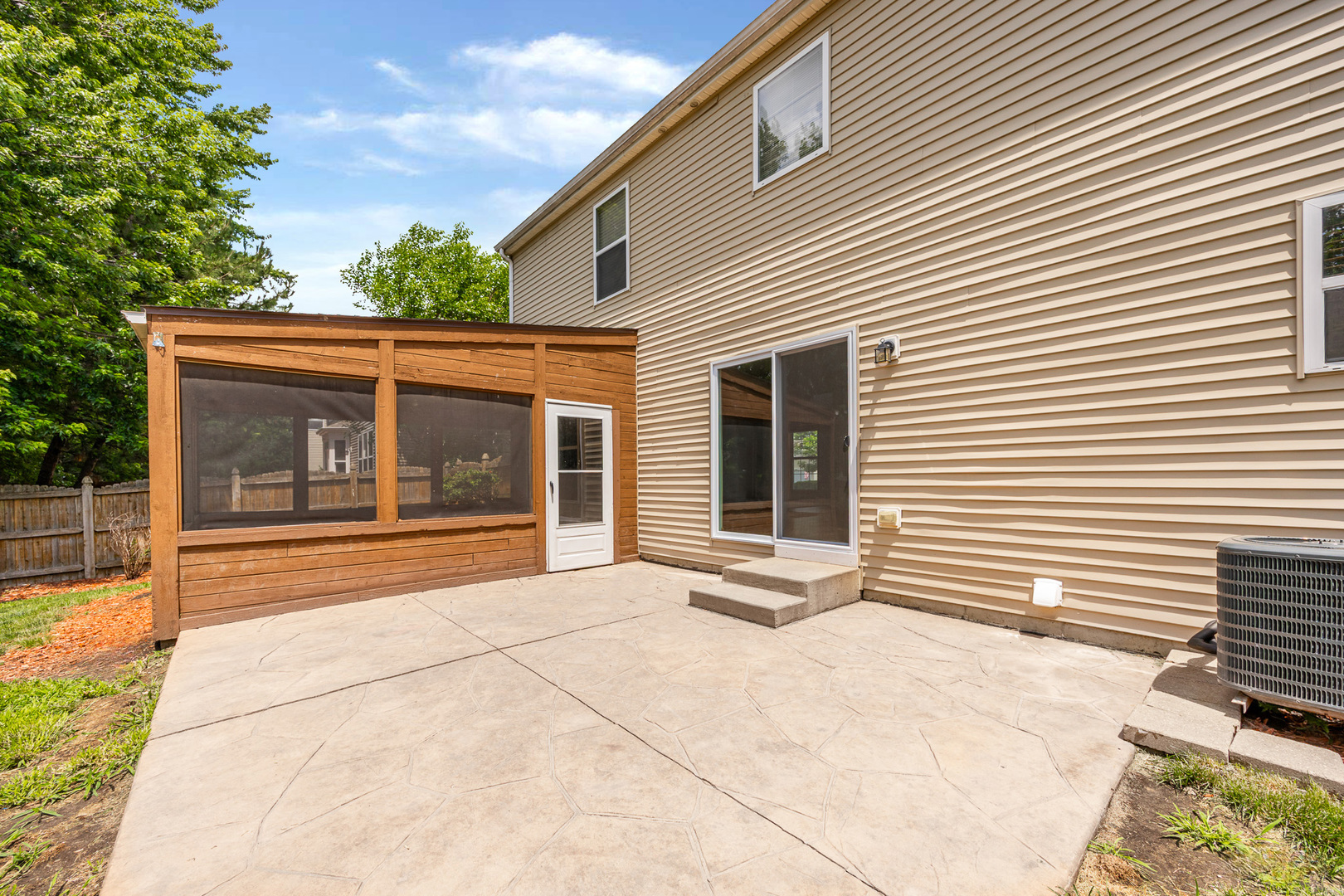 1301 Bridgehampton Drive