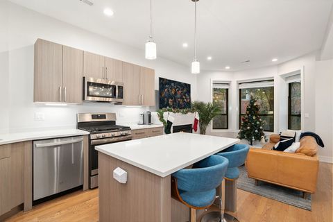 Tiny photo for 807 W Bradley Place #2, Chicago, IL 60613 (MLS # 12531465)