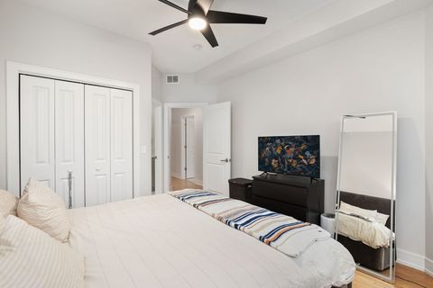 Tiny photo for 807 W Bradley Place #2, Chicago, IL 60613 (MLS # 12531465)