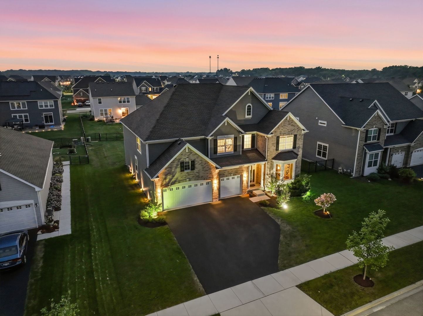 3589 Emerald Road