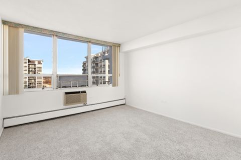 Tiny photo for 8809 Golf Road #8J, Niles, IL 60714 (MLS # 12528943)