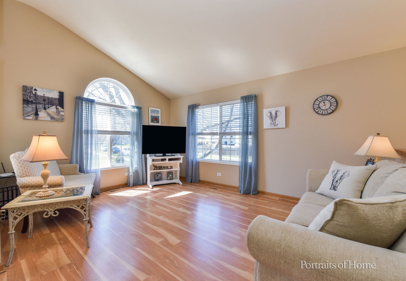 1972 MIDDLEBURY Drive