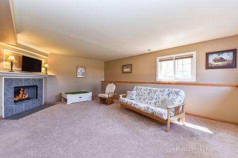 Tiny photo for 1972 MIDDLEBURY Drive, Aurora, IL 60503 (MLS # 12614438)