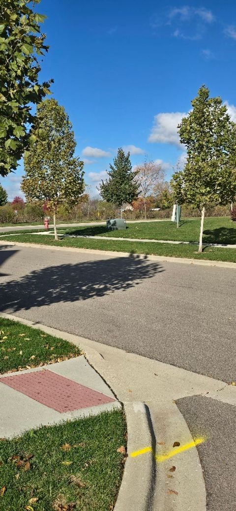 Tiny photo for 526 Cimmaron Circle, Crystal Lake, IL 60012 (MLS # 12514556)