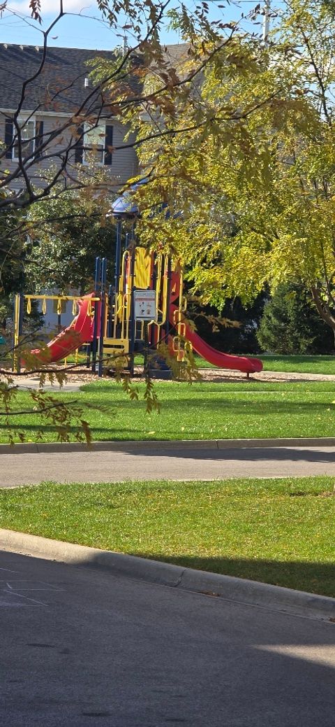 Tiny photo for 526 Cimmaron Circle, Crystal Lake, IL 60012 (MLS # 12514556)