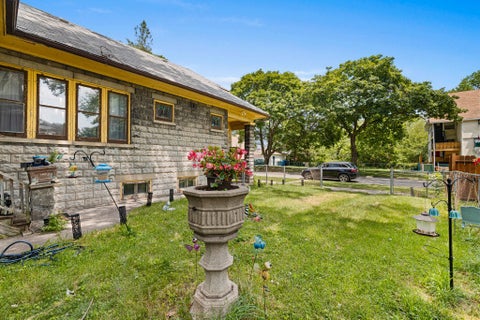 Tiny photo for 11548 S Normal Avenue, Chicago, IL 60628 (MLS # 12715442)
