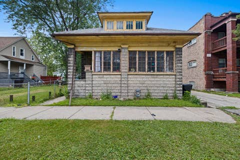 Tiny photo for 11548 S Normal Avenue, Chicago, IL 60628 (MLS # 12715442)