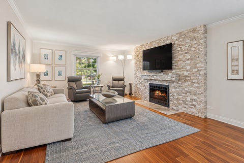 Tiny photo for 128 Carriage Way Drive #117B, Burr Ridge, IL 60527 (MLS # 12780248)