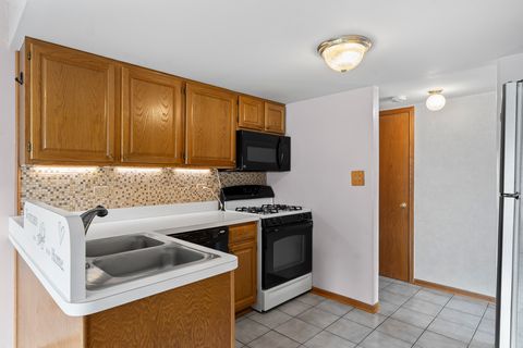 Tiny photo for 1464 Root Street, Crest Hill, IL 60403 (MLS # 12596095)