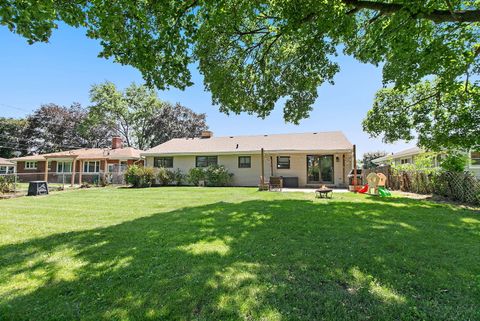 Tiny photo for 48 Park Avenue, Cary, IL 60013 (MLS # 12686446)