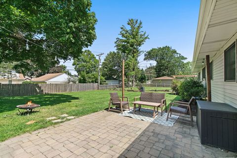 Tiny photo for 48 Park Avenue, Cary, IL 60013 (MLS # 12686446)