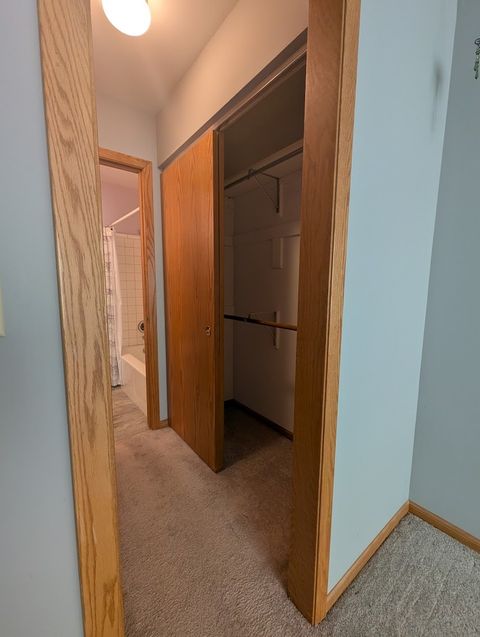 Tiny photo for 4913 W Oakwood Drive #B, McHenry, IL 60050 (MLS # 12482634)